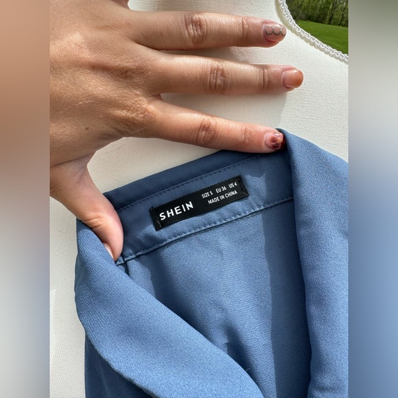 Blue button down - Picture 4 of 4